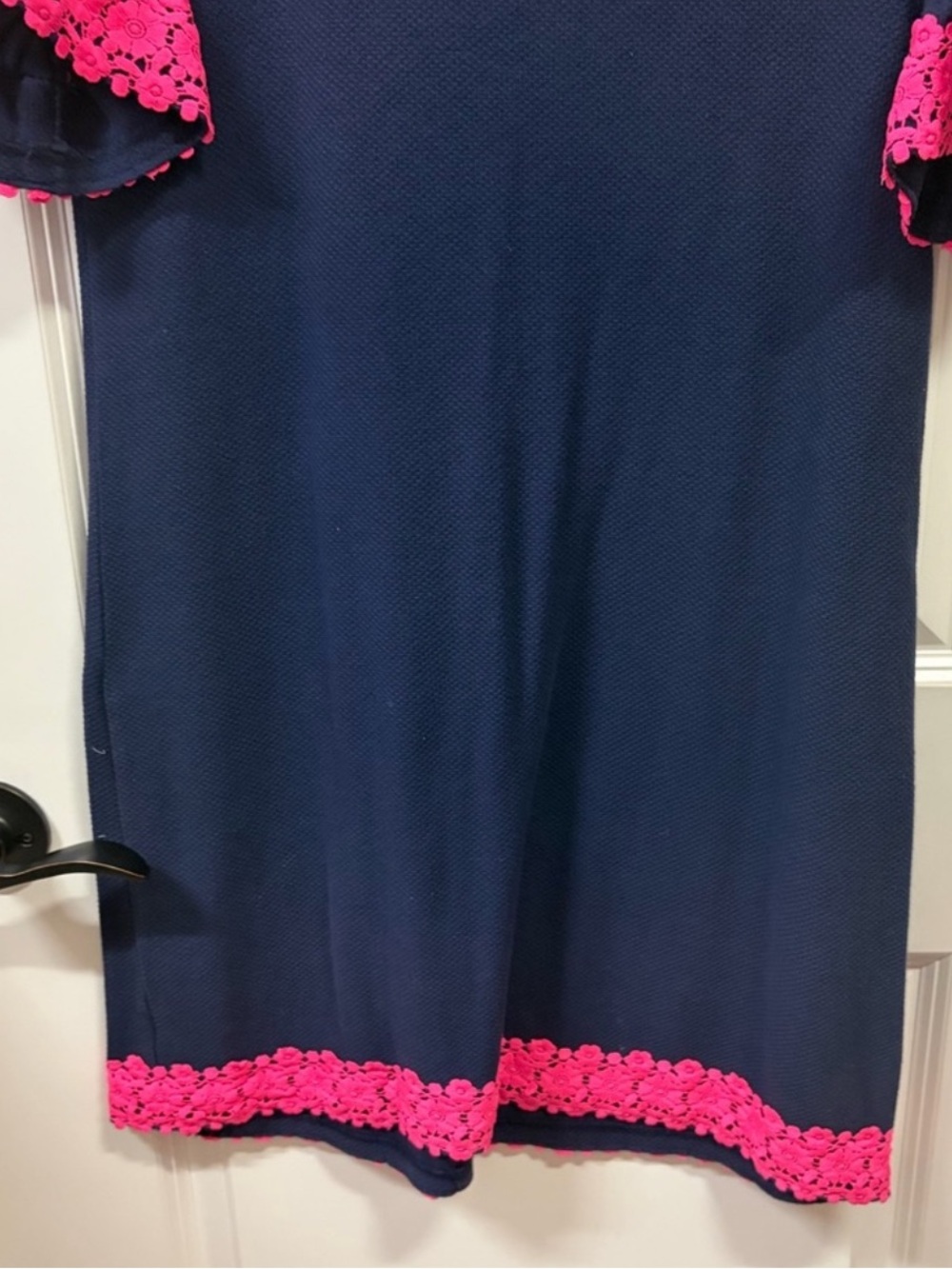 Sail To Sable Navy Pink Crochet Trim Shift Dress Size Medium - Picture 6 of 8